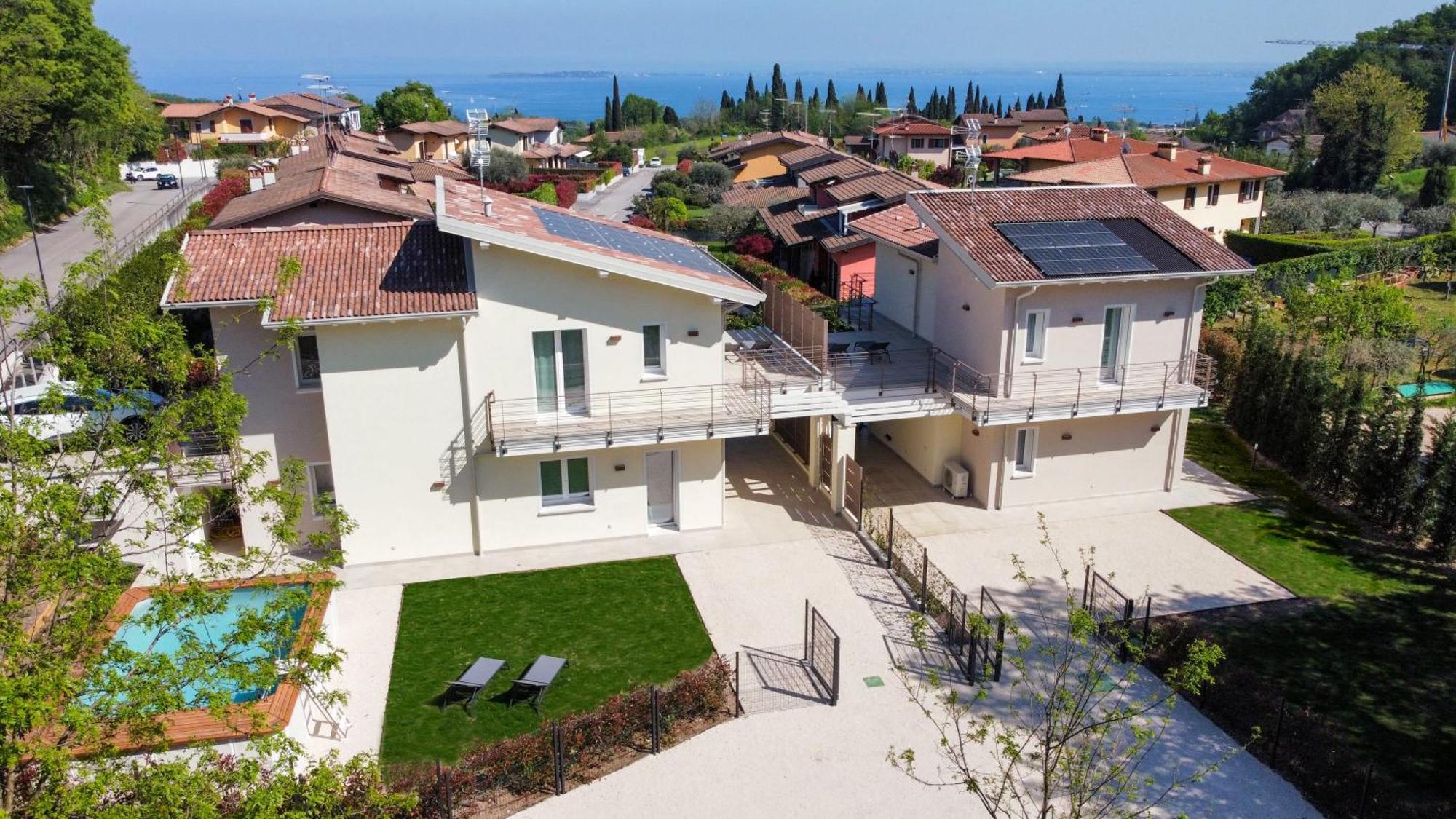Luxury Villas Gardenia With Private Pool Padenghe sul Garda Exteriér fotografie