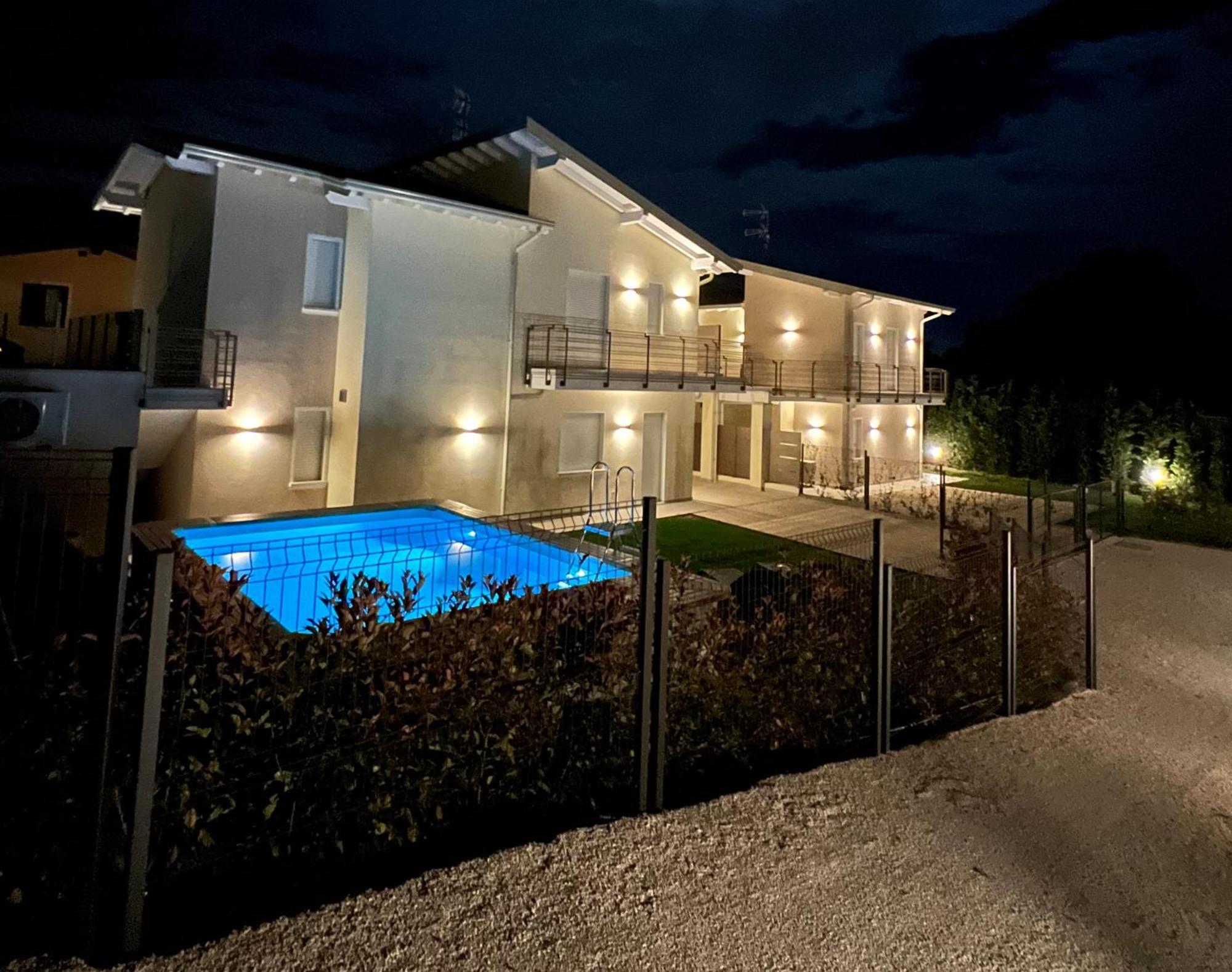 Luxury Villas Gardenia With Private Pool Padenghe sul Garda Exteriér fotografie